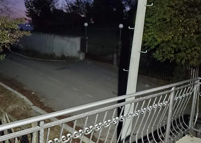 Extra Fruske Apartman Rednek