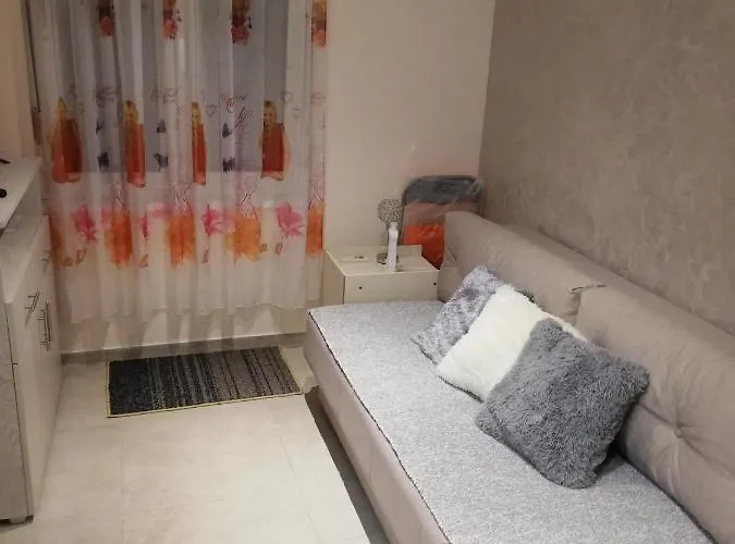 Extra Fruske * Rednek